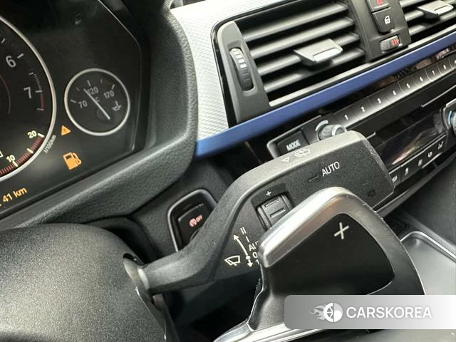 BMW 3 series 2018 Белый из Китая