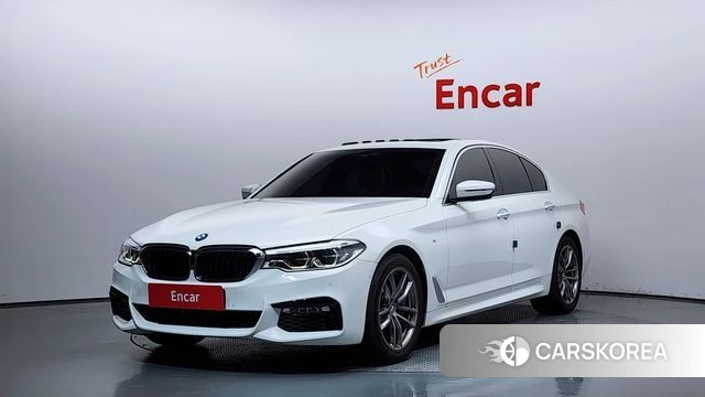 BMW 5 Series (G30) 2018 Белый из Кореи