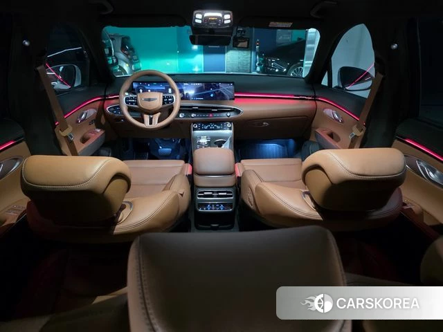 Genesis GV70 2025 Белый из Кореи