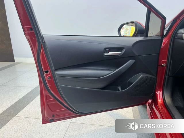 Toyota Lei Ling 2022 Красный из Китая