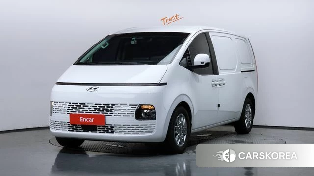 Hyundai Staria 2023 Белый из Кореи