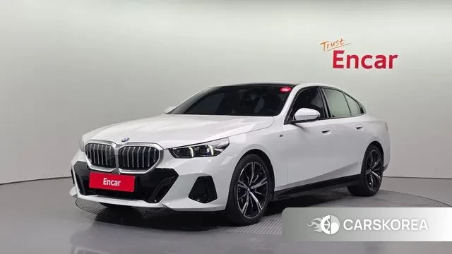 BMW 5 Series (G60) 2024 Белый из Кореи