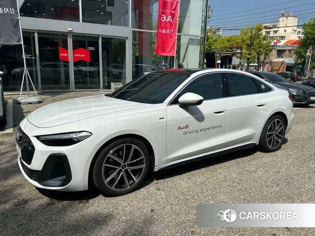Audi A5 (B10) 2025 Белый из Кореи