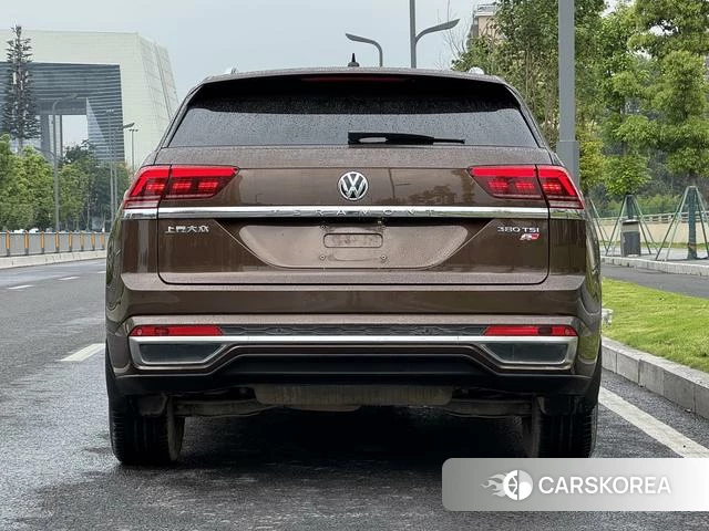 Volkswagen Tourang 2021 Коричневый из Китая