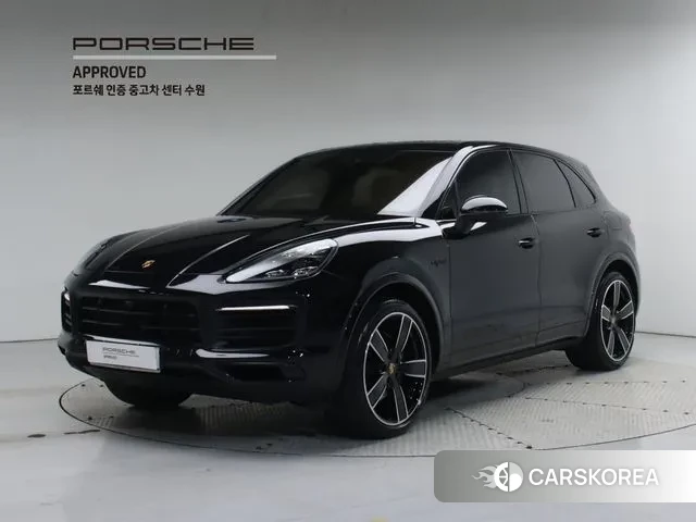 Porsche Cayenne (PO536) 2023 Черный из Кореи
