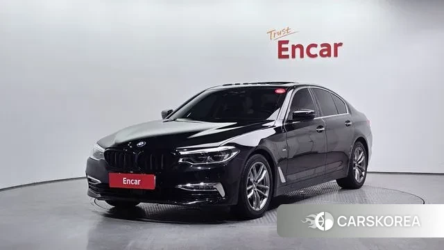 BMW 5 Series (G30) 2018 Черный из Кореи
