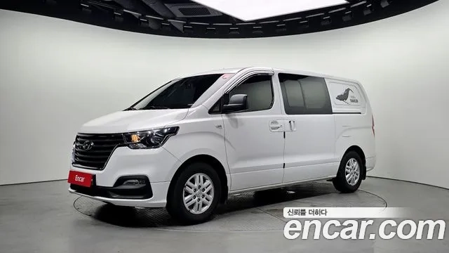 Hyundai The New Grand Starex 2018 Белый из Кореи