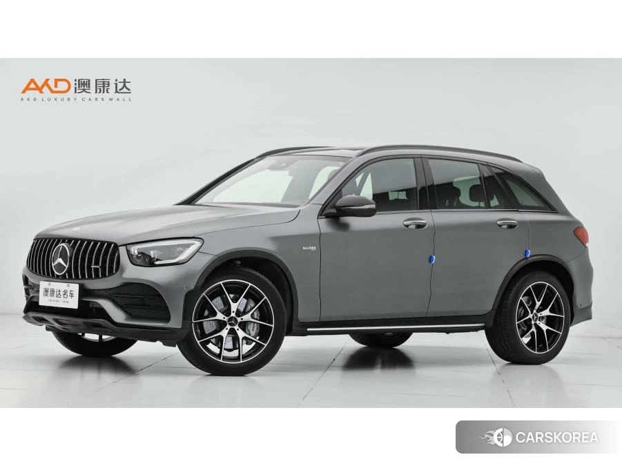 Mercedes-Benz GLC AMG 2021 Серебристо-серый из Китая