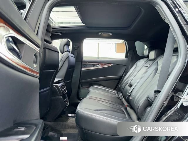Lincoln Navigator (import) 2019 Черный из Китая