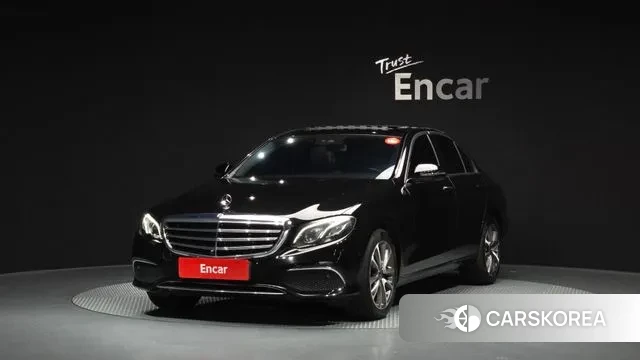 Mercedes-Benz E-Class W213 2018 Черный из Кореи