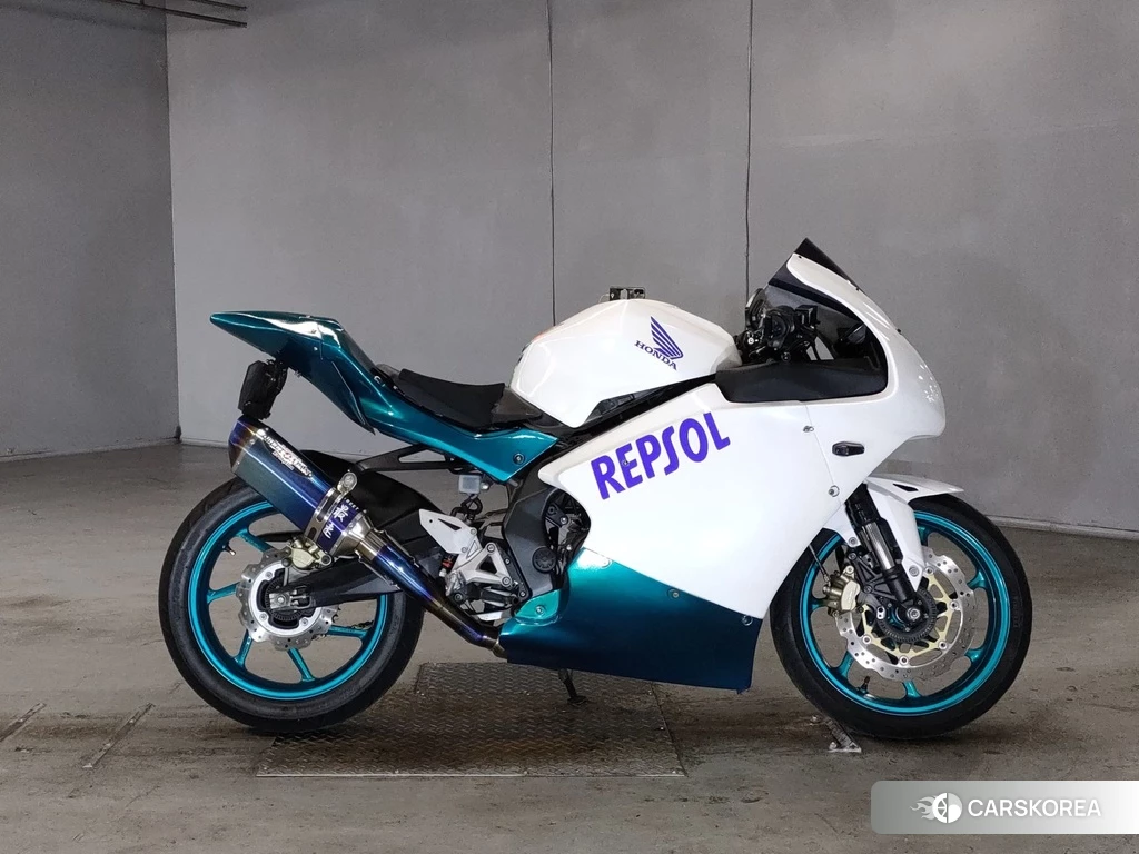 Проданный Honda CBR250RR 2017 из Японии