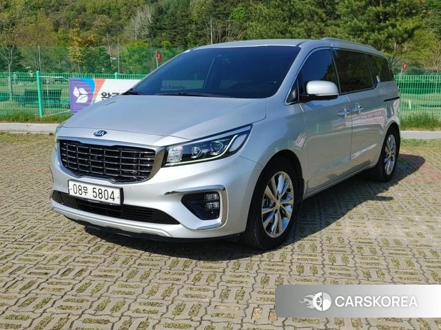 Kia The New Carnival 2018 Серебряный из Кореи