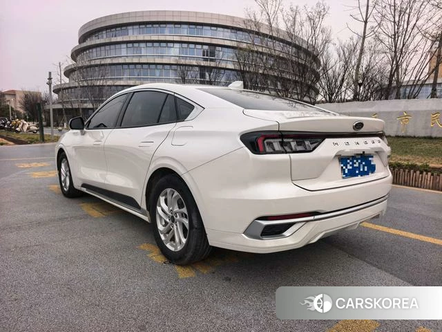 Ford Mondeo 2023 Белый из Китая