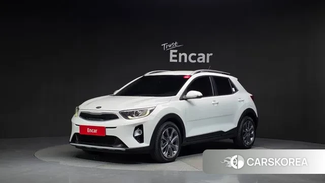 Kia Stonic 2018 Белый из Кореи