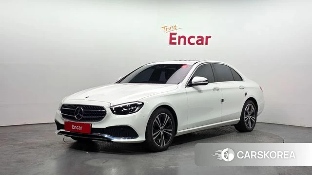 Mercedes-Benz E-Class W213 2020 Белый из Кореи