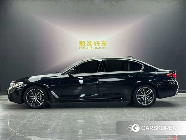 BMW 5 series PHEV 2022 Черный из Китая