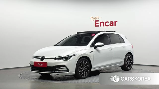 Volkswagen Golf 8th Generation 2024 Белый из Кореи