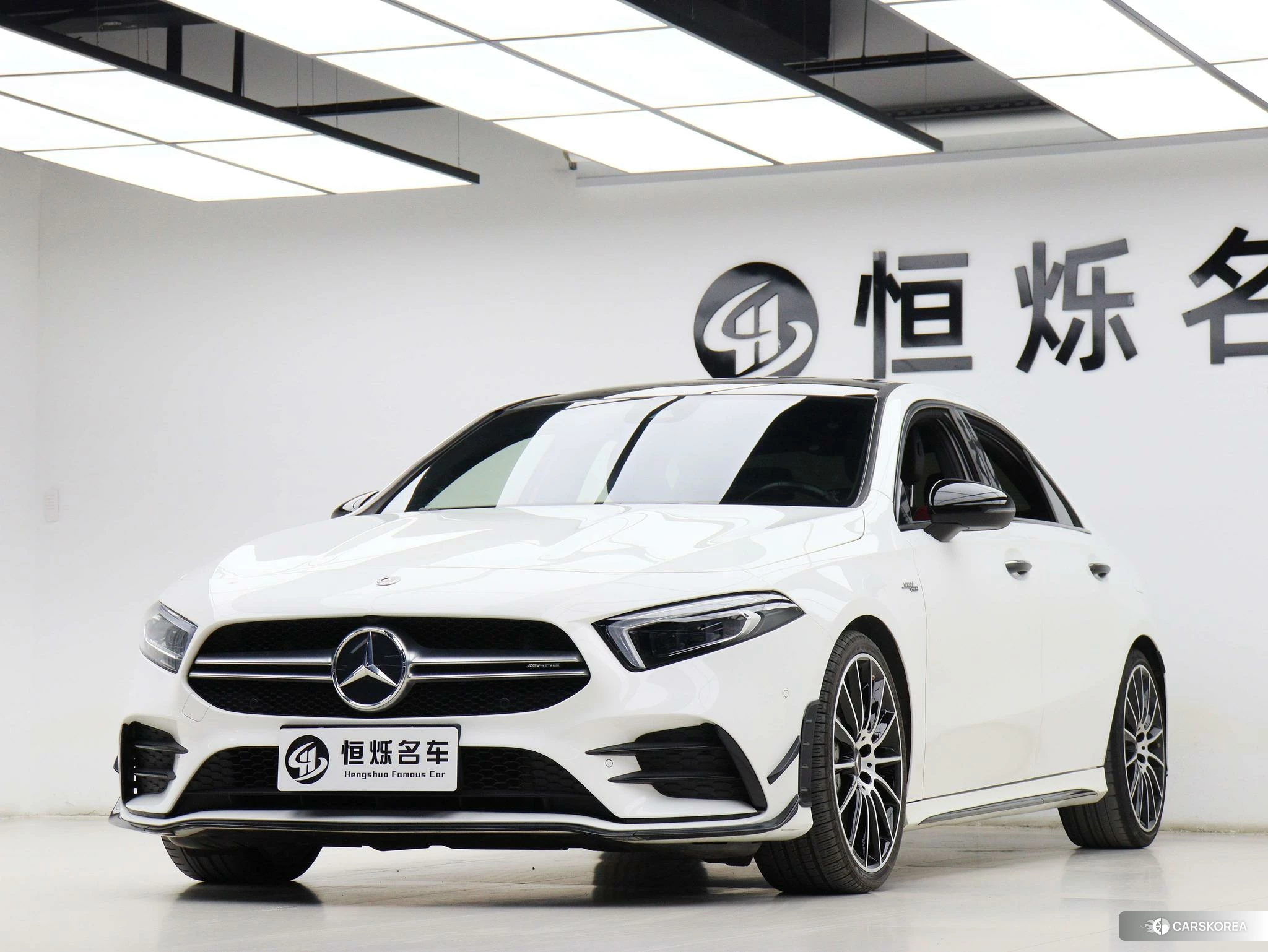 Mercedes-Benz Class A AMG 2022 Белый из Китая