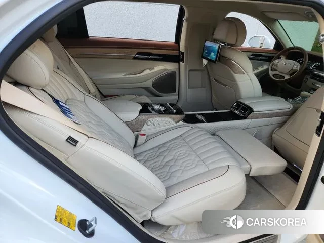 Genesis G90 2021 Белый из Кореи