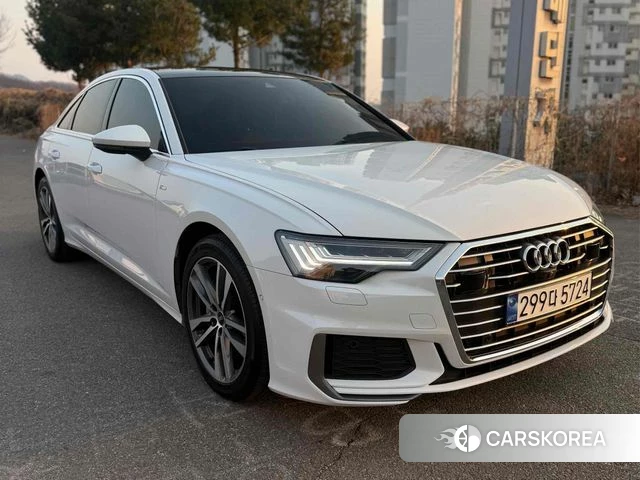 Audi A6 (C8) 2023 Белый из Кореи