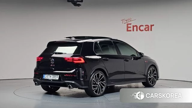Volkswagen Golf 8th Generation 2023 Черный из Кореи
