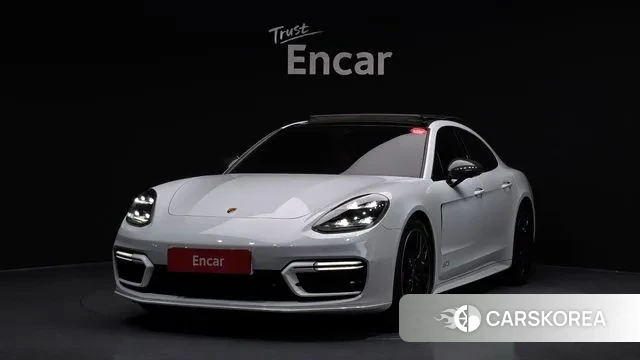 Porsche Panamera (971) 2019 Белый из Кореи