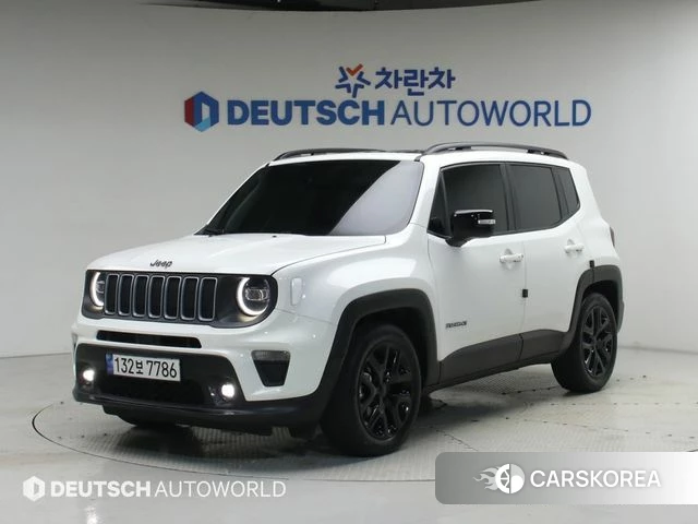 Jeep Renegade 2023 Белый из Кореи