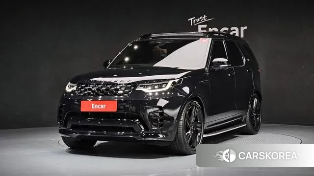 Land Rover Discovery 5 2025 Черный из Кореи