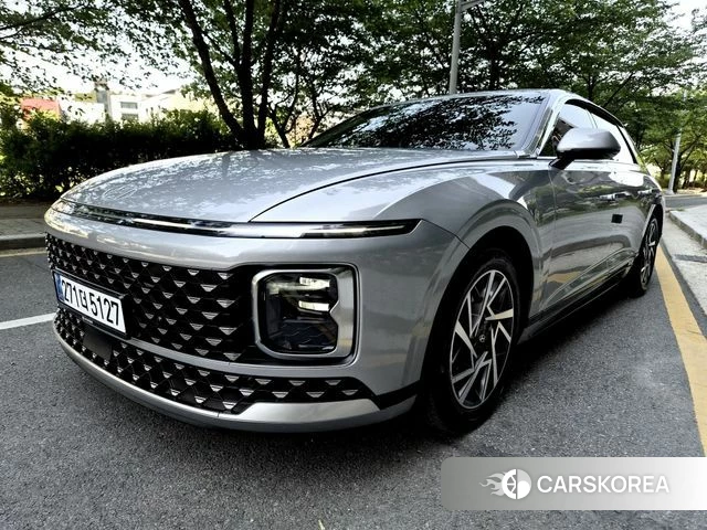 Hyundai Grandeur (GN7) 2023 Серебряный из Кореи