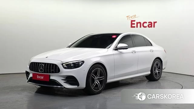 Mercedes-Benz E-Class W213 2021 Белый из Кореи