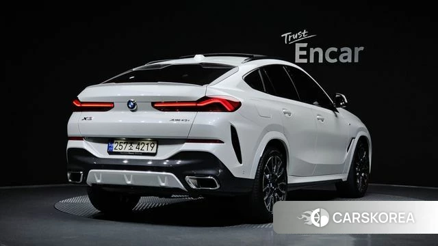 BMW X6 (G06) 2024 Белый из Кореи