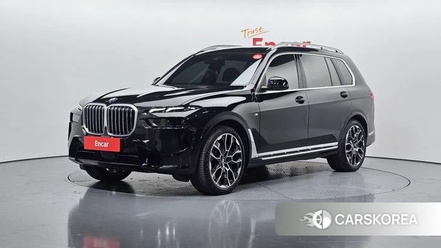 BMW X7 (G07) 2025 Черный из Кореи