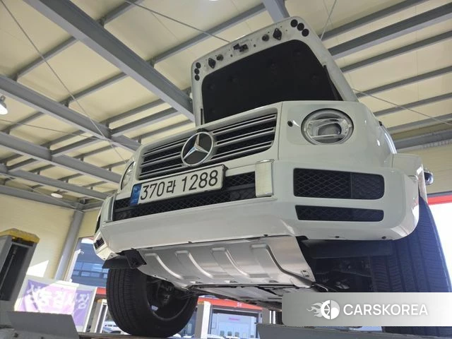 Mercedes-Benz G-Class W463b 2023 Белый из Кореи