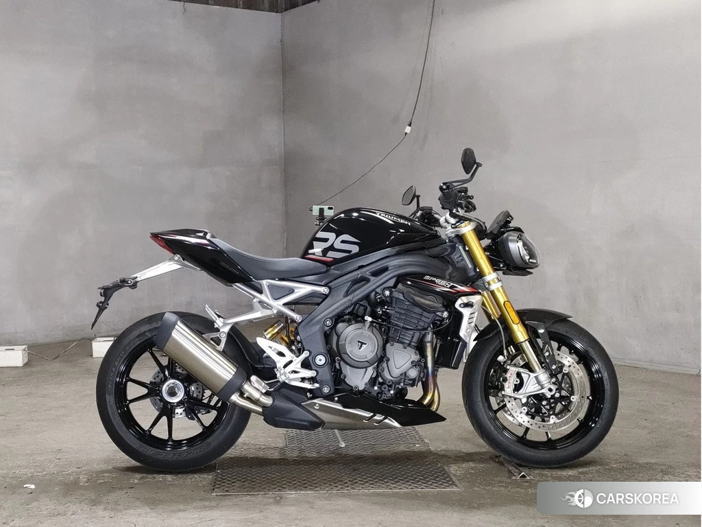 Проданный Triumph SPEED TRIPLE 1200RS 2022 из Японии