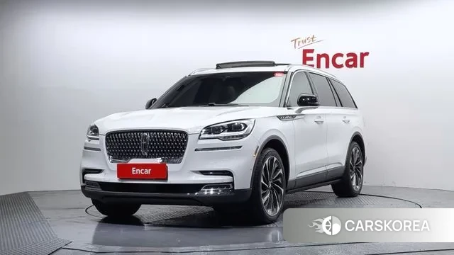 Lincoln Aviator 2nd generation 2020 Белый из Кореи