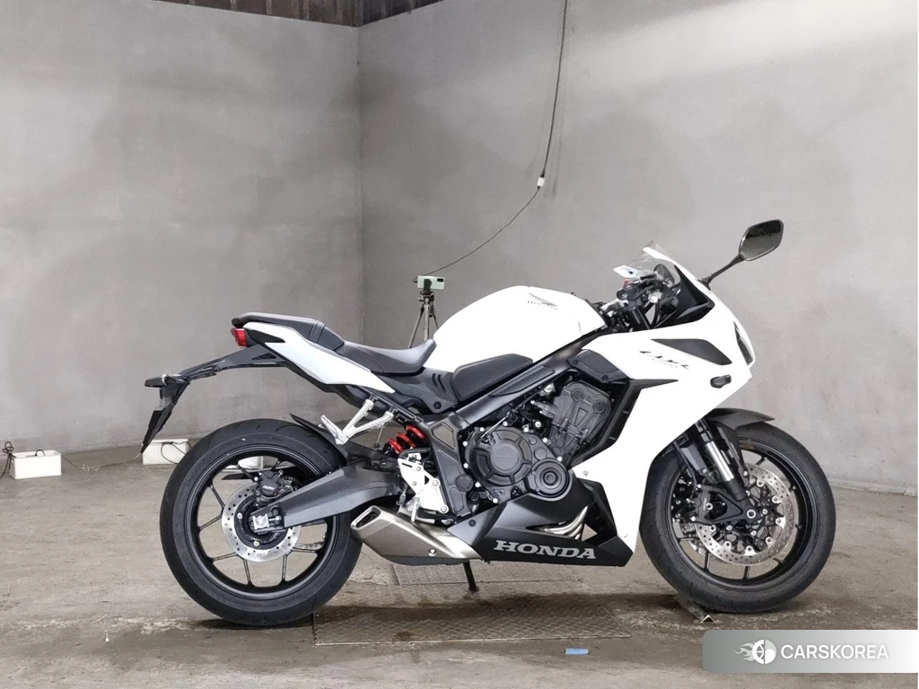 Проданный Honda CBR650R 2024 из Японии, фото 2