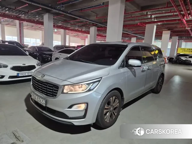 Kia The New Carnival 2018 Серебряный из Кореи