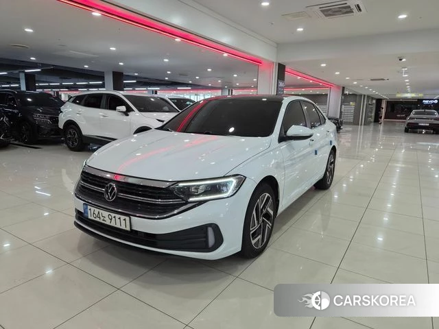 Volkswagen 7th Generation of Jetta 2022 Белый из Кореи