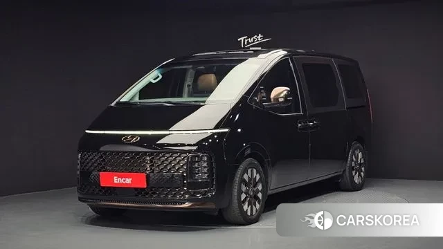 Hyundai Staria 2023 Черный из Кореи