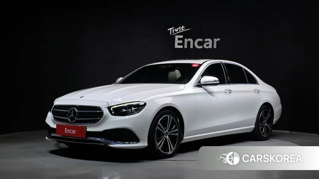 Mercedes-Benz E-Class W213 2021 Белый из Кореи