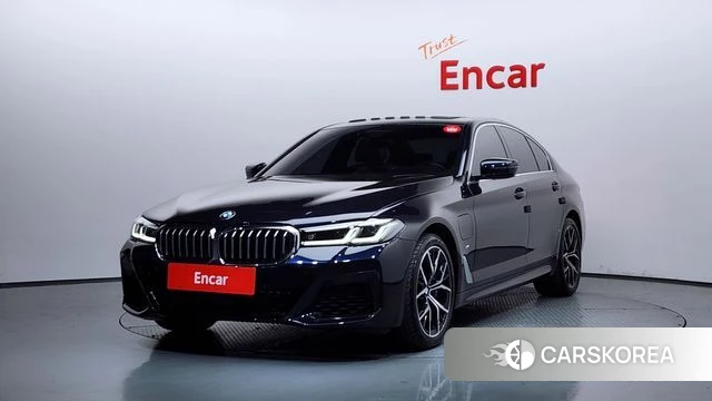 BMW 5 Series (G30) 2020 Черный из Кореи