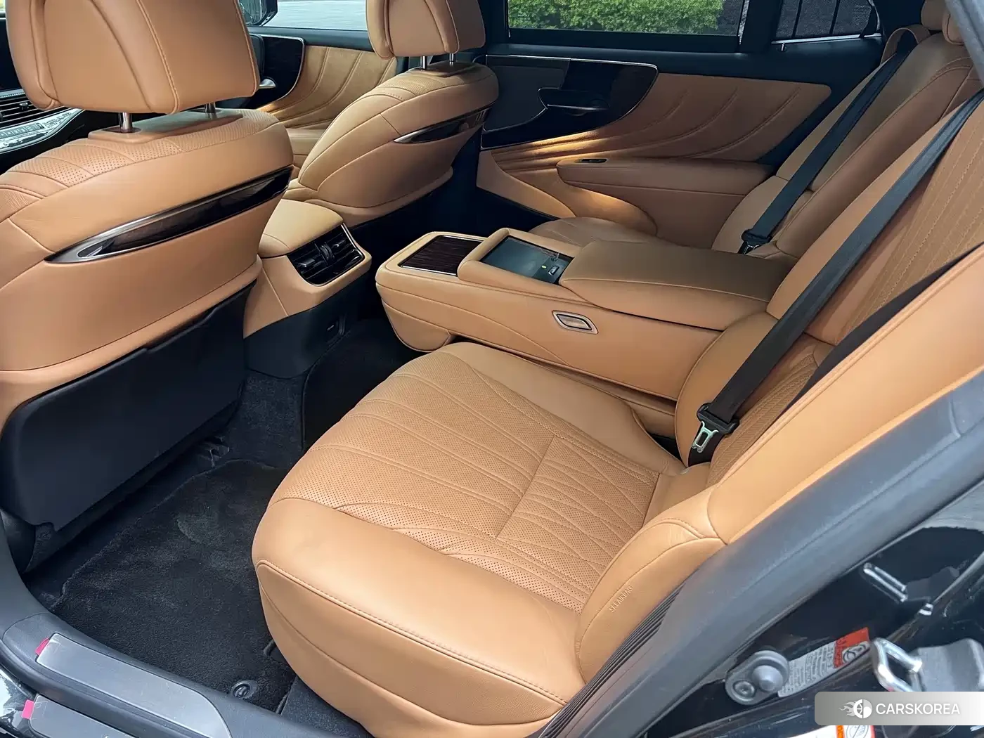 Lexus LS 2023 Черный из Китая