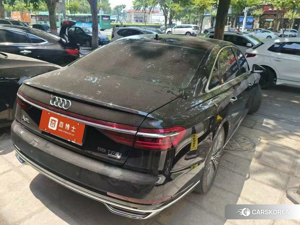 Audi A8 2021 Черный из Китая