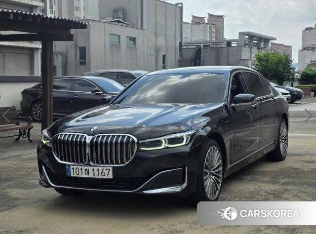BMW 7 Series (G11) 2021 Черный из Кореи