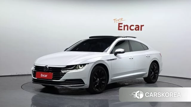 Volkswagen Arteon 2019 Белый из Кореи