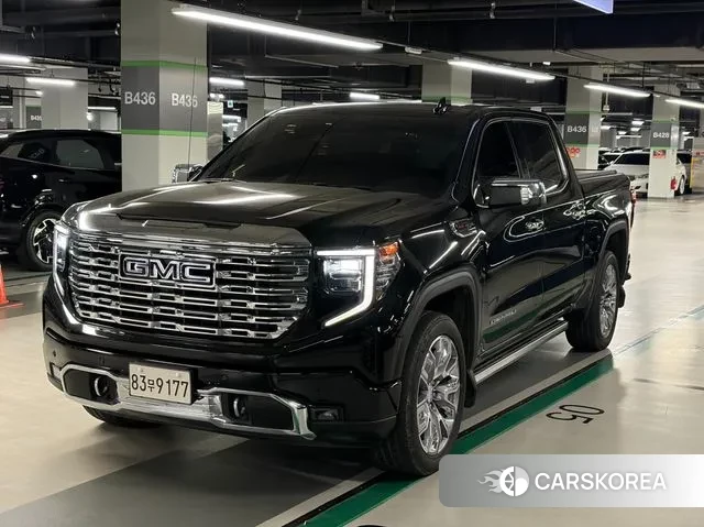 GMC Sierra 2023 Черный из Кореи