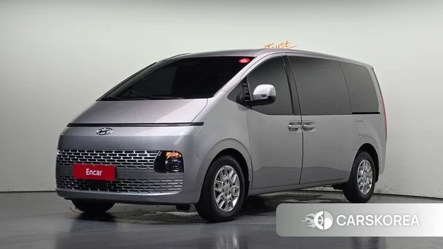 Hyundai Staria 2022 Серебристо-серый из Кореи