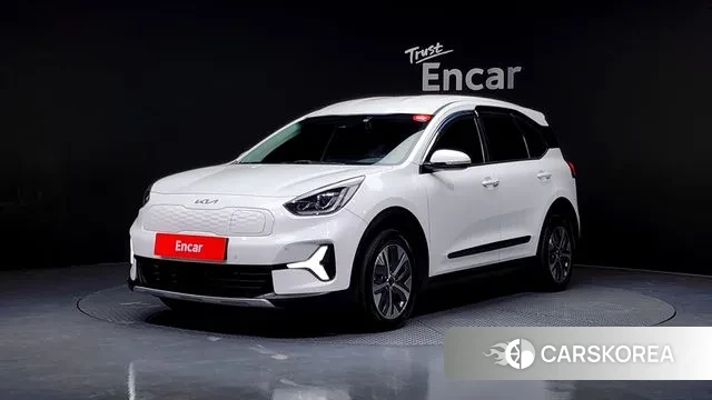 Kia Niro Plus 2022 Белый из Кореи