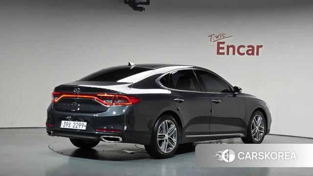 Hyundai Grandeur IG 2018 Серый из Кореи