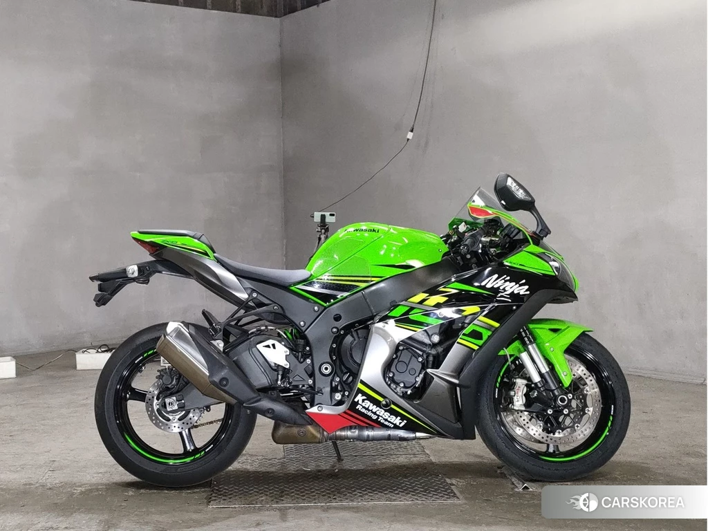 Проданный Kawasaki ZX-10R NINJA 2019 из Японии, фото 2
